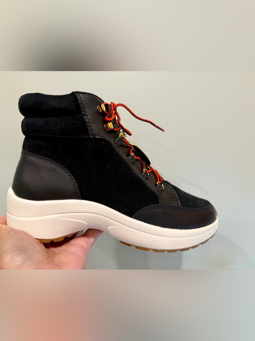 NIB Lauren Ralph Lauren Rylee Women’s Sneaker Boot - SZ 10